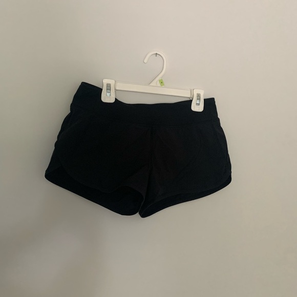 Ivivva Girls Black Shorts (by Lululemon) - Picture 1 of 3